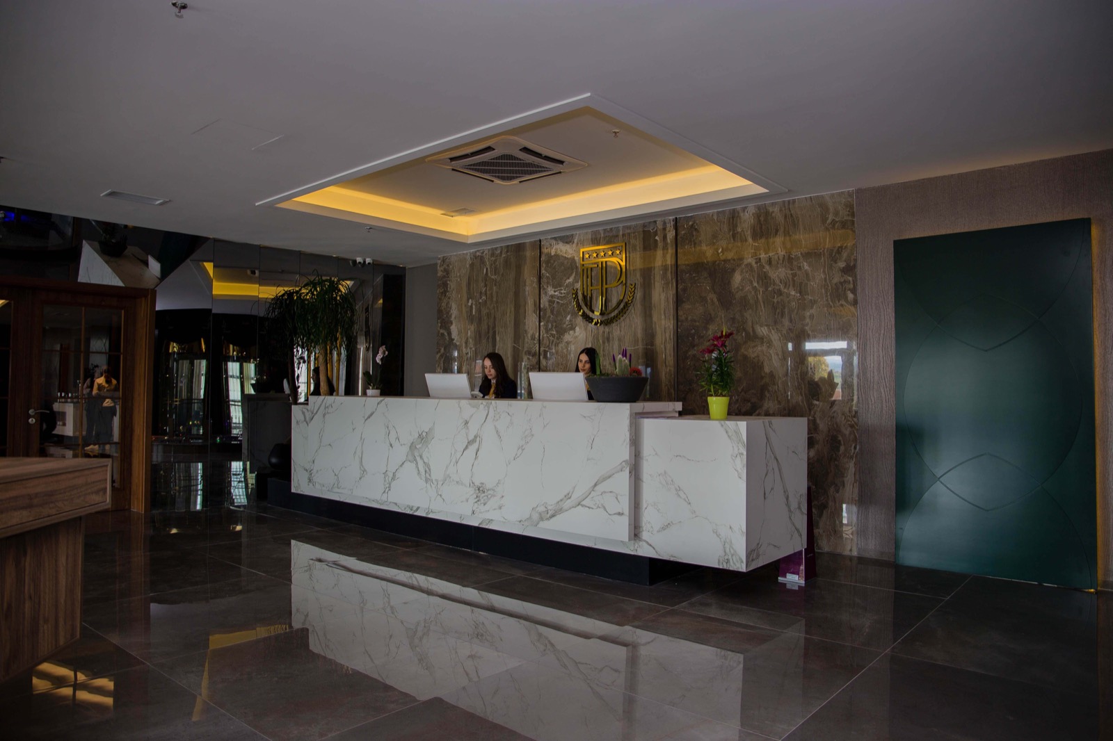 Recepsioni i Palace Hotel & Spa